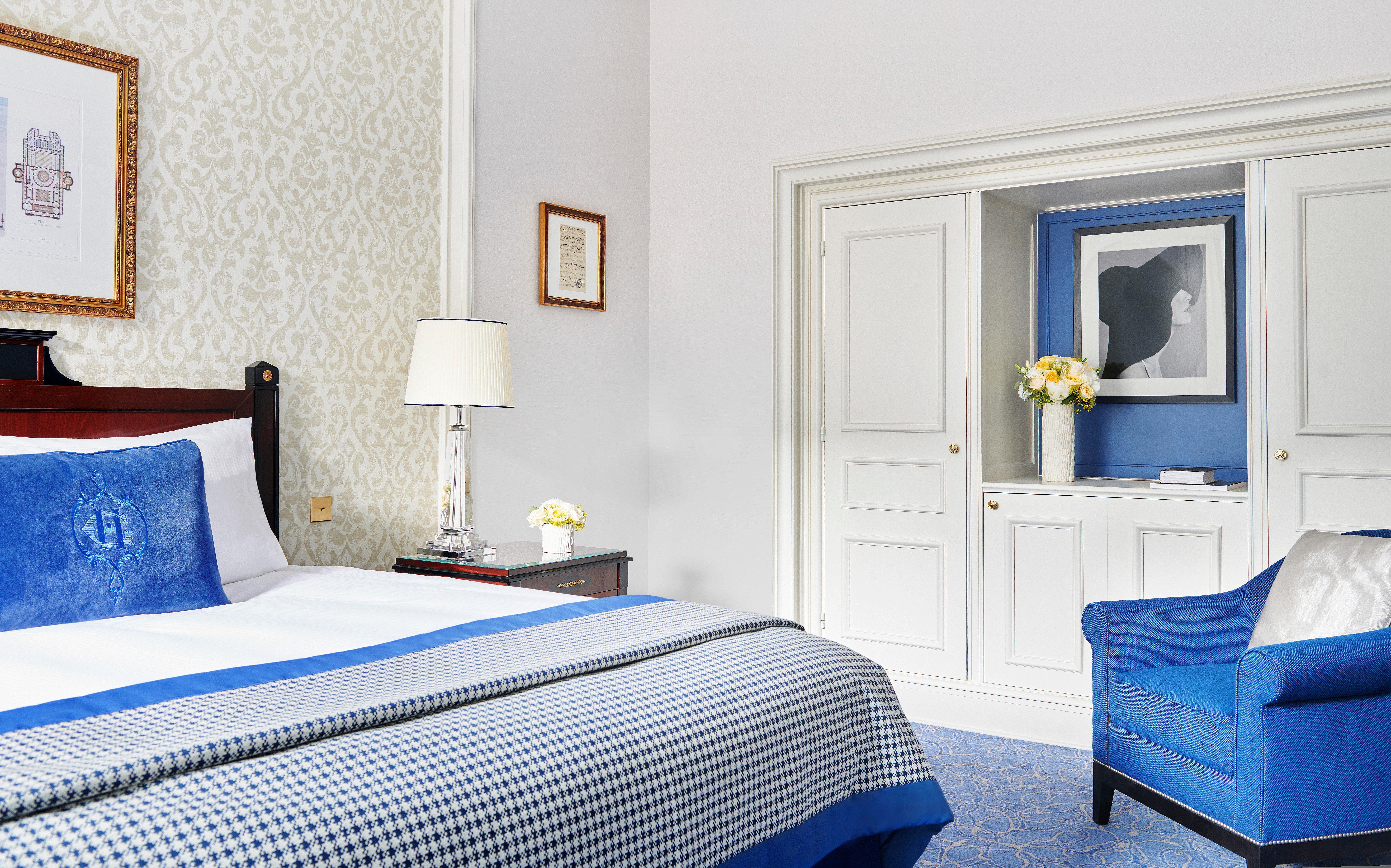 Intercontinental Paris Le Grand By Ihg Hotel Luaran gambar A bedroom at the hotel